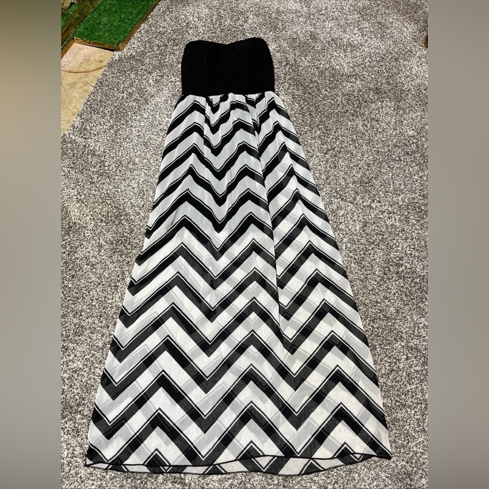 Sweet Storm Juniors Small Strapless Chevron Long Short Sheer Dress